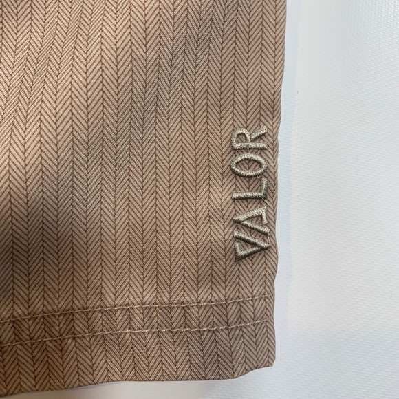 Valor Collective | Boys Shorts Size 26 Tan - Picture 4 of 6